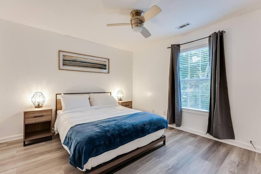 Luxury Atlanta Home - Self Check-In Pet Friendly Free Parking Екстериор снимка